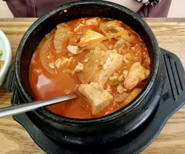 pork kimchi jjigae